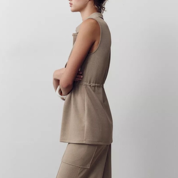 Zara NWT gold button drawstring waist beige vest top - Picture 4 of 10